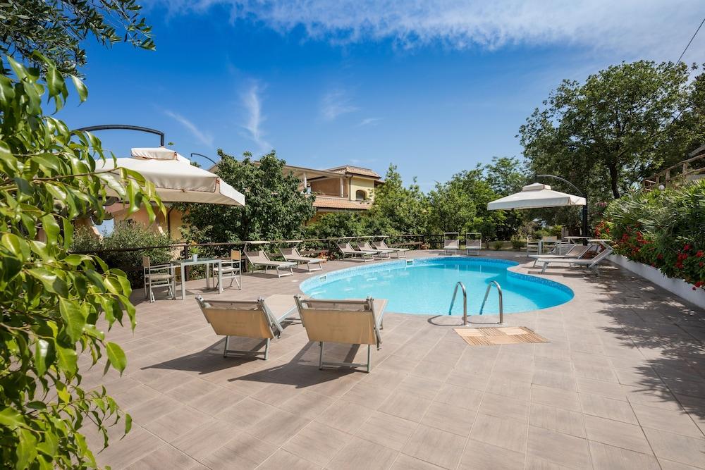 Hotel Cannamele Resort Parghelia Exterior foto